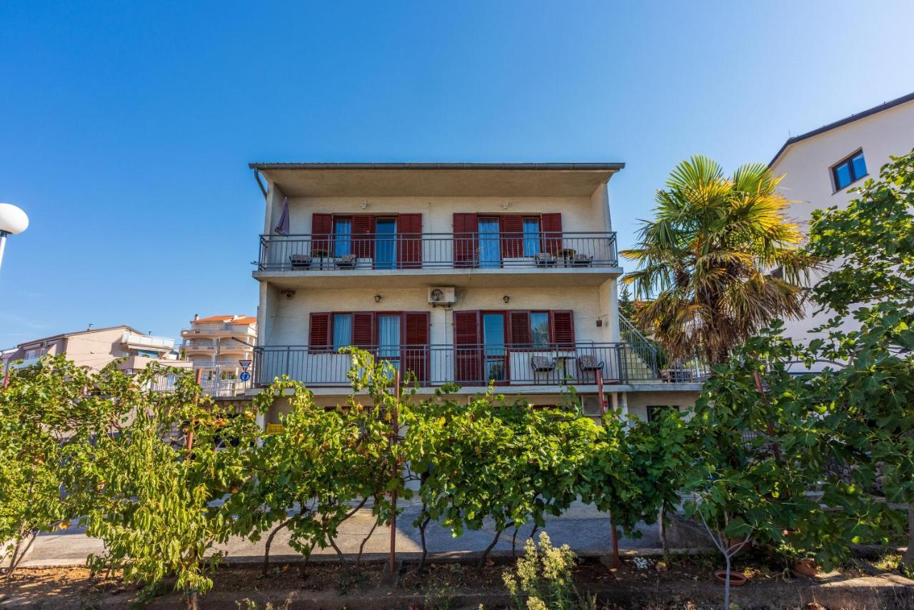 Apartments Filip Crikvenica Ngoại thất bức ảnh