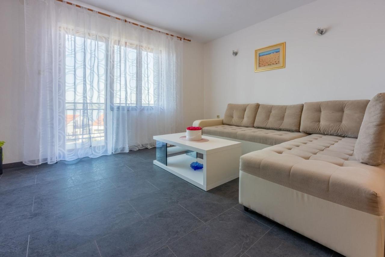Apartments Filip Crikvenica Ngoại thất bức ảnh