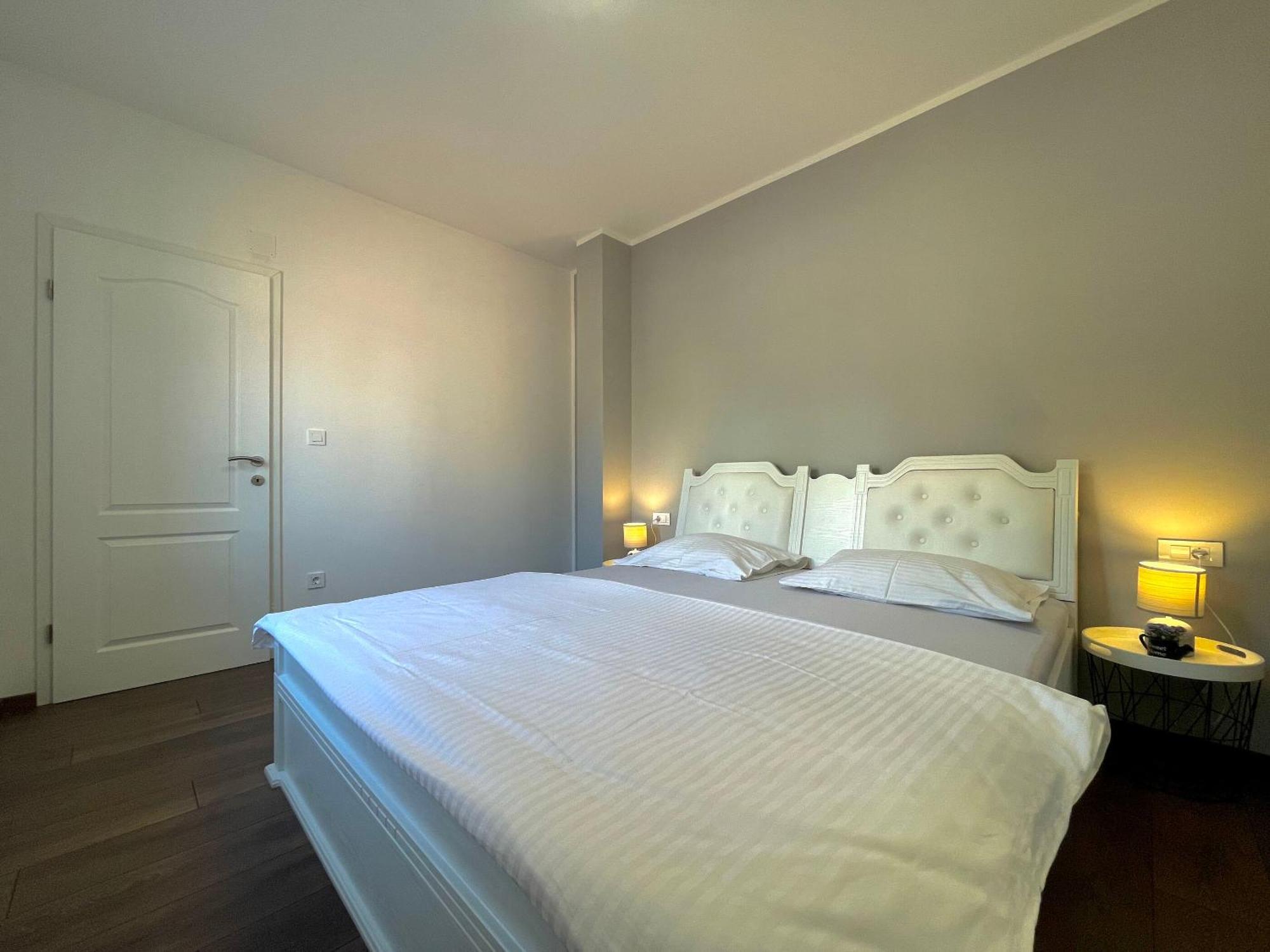 Apartments Filip Crikvenica Ngoại thất bức ảnh